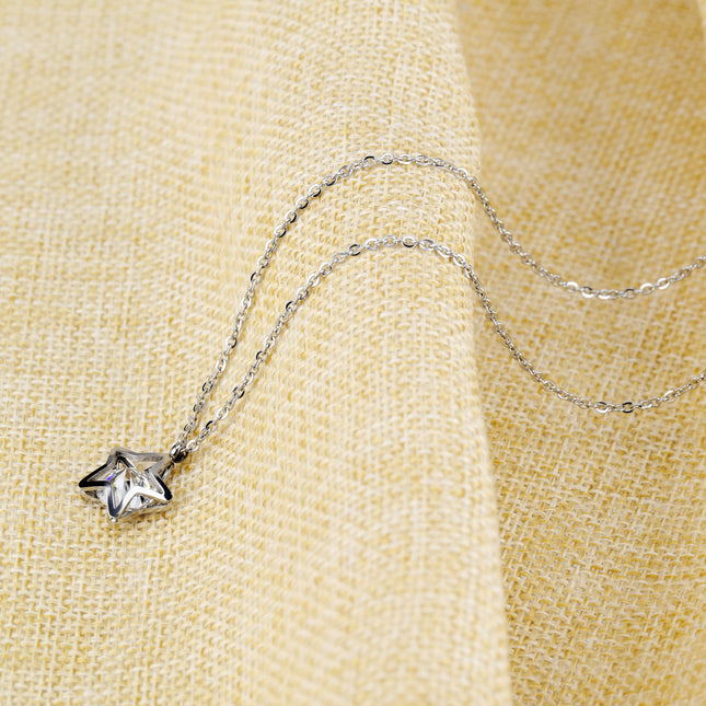 Star diamond necklace