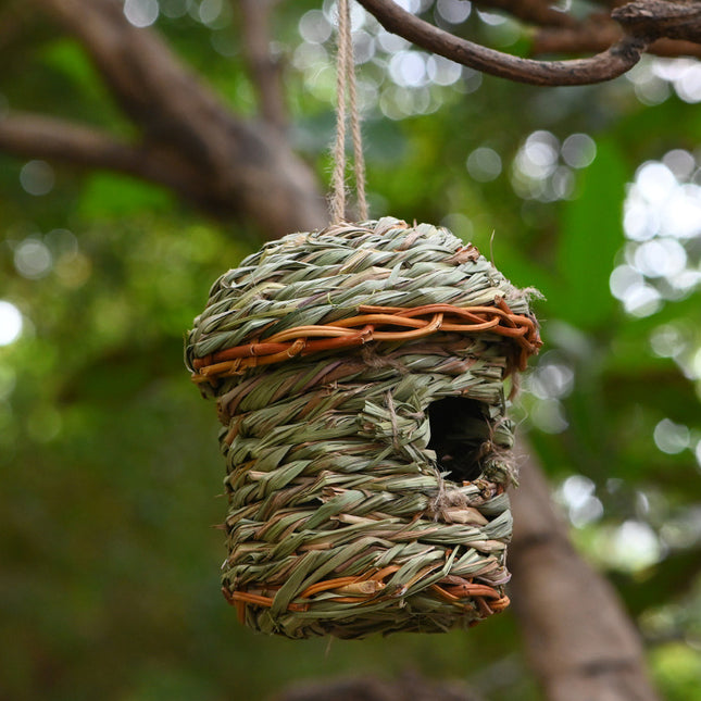 Creative Hand-Woven Straw Bird's Nest