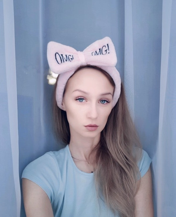 Coral Velvet Butterfly End Hair Band