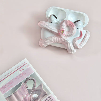 Creative Snake Wireless Earphone Case