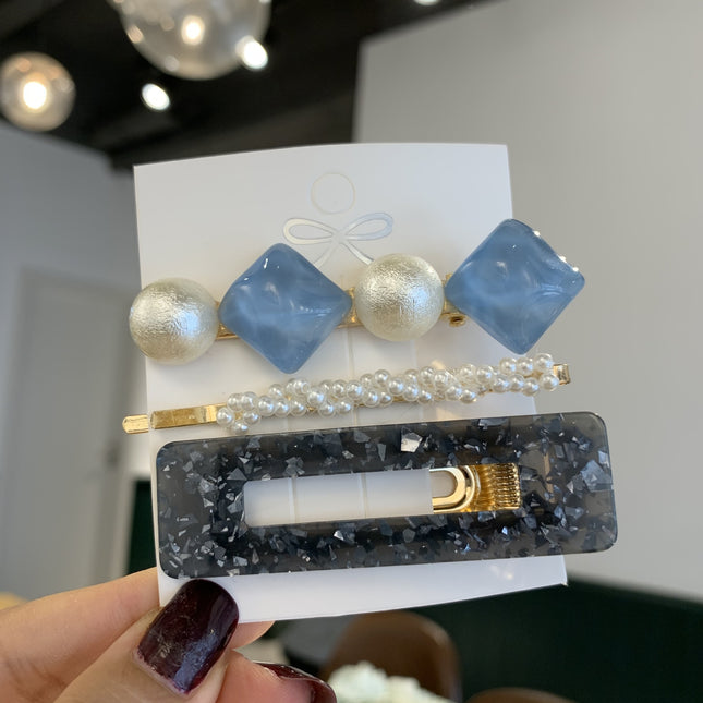 Elegant Pearl Hair Clip Set