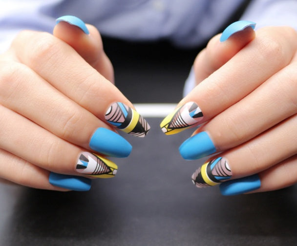 Pointed Color Printed Fake Nails