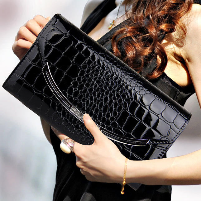 Fashion One-Shoulder Diagonal Chain Small Banquet Bag