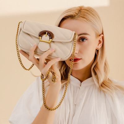 Embroidered Chain Crossbody Mini Bag for Stylish Look